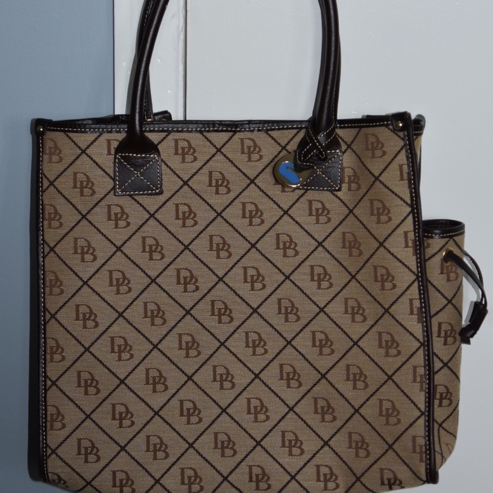 Dooney & Bourke Signature Tote